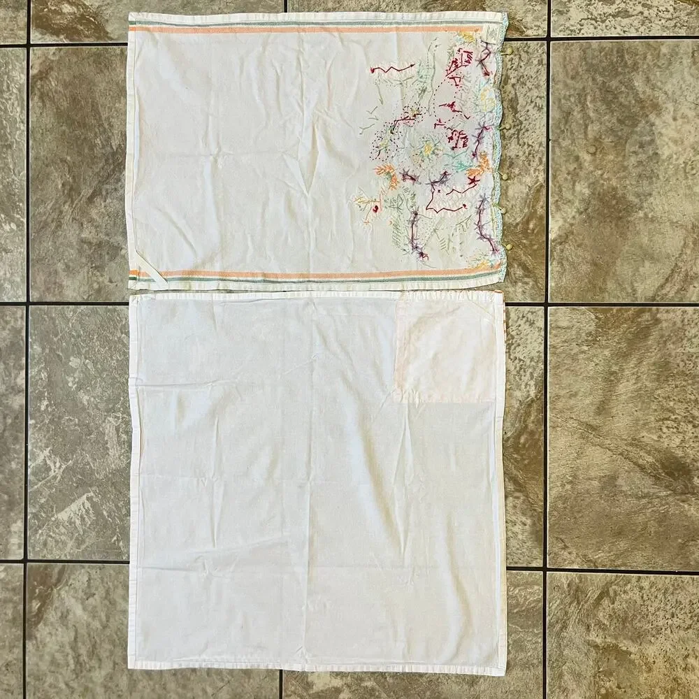 Cotton Dish Towels Pair Embroidered Farm Scene Patchwork Polka Dot Trimmed